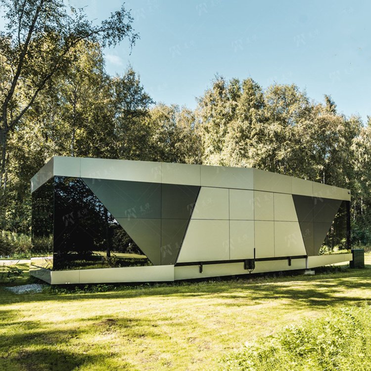 Customizable Multifunctional Submarine-shaped Prefabricated Container House with Tempered Glass for Space Capsule Prefab Houses - Image 4